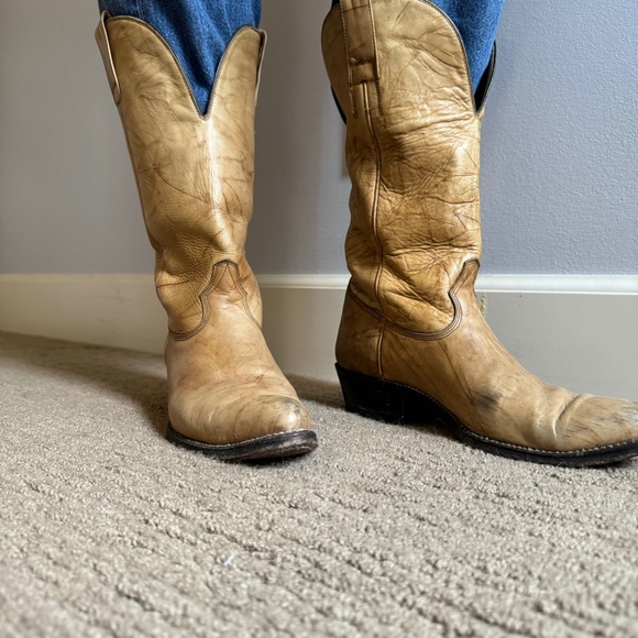 Don Quijote Western Boots in Light Tan - Picture 2 of 13